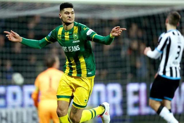 黄荣奇20分广东胜吉林 孙铭徽21分广厦负山西